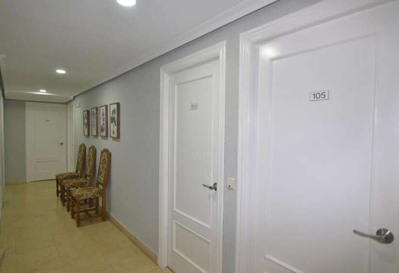 Отель Hostería El Bodegón De Gredos