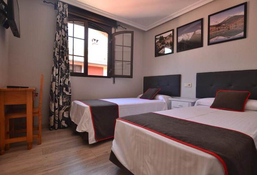 Отель Hostería El Bodegón De Gredos