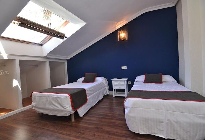 Отель Hostería El Bodegón De Gredos