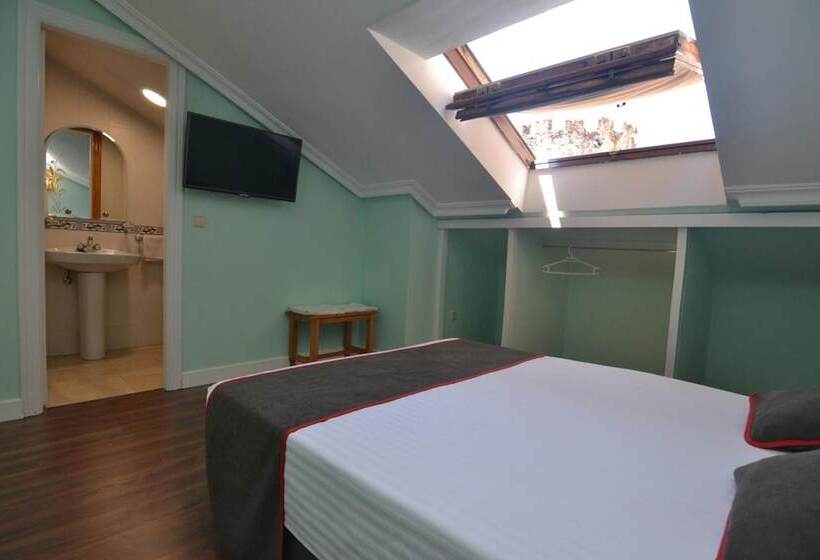 Отель Hostería El Bodegón De Gredos