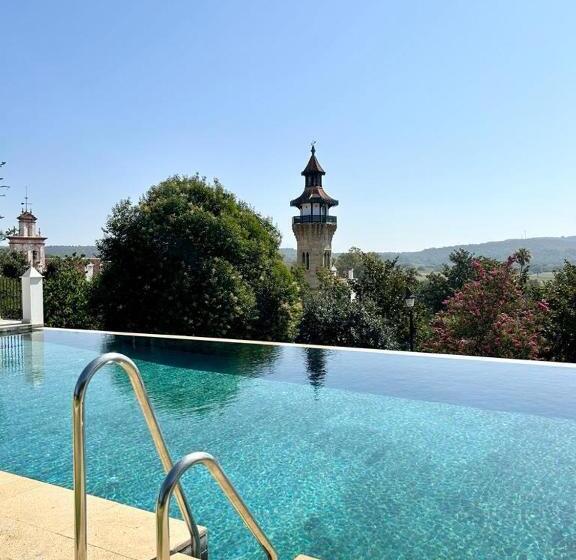 Отель La Almoraima