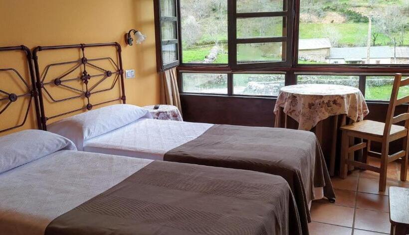 فندق La Corona Del Auteiro