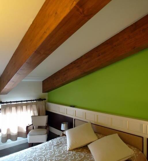 ホテル La Fonda Moreno