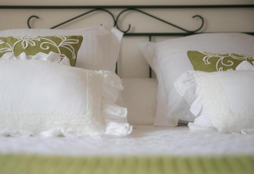 Отель La Gastrocasa Adults Only