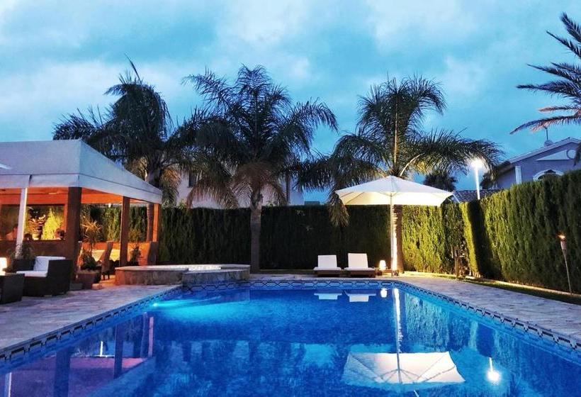 Отель La Gastrocasa Adults Only