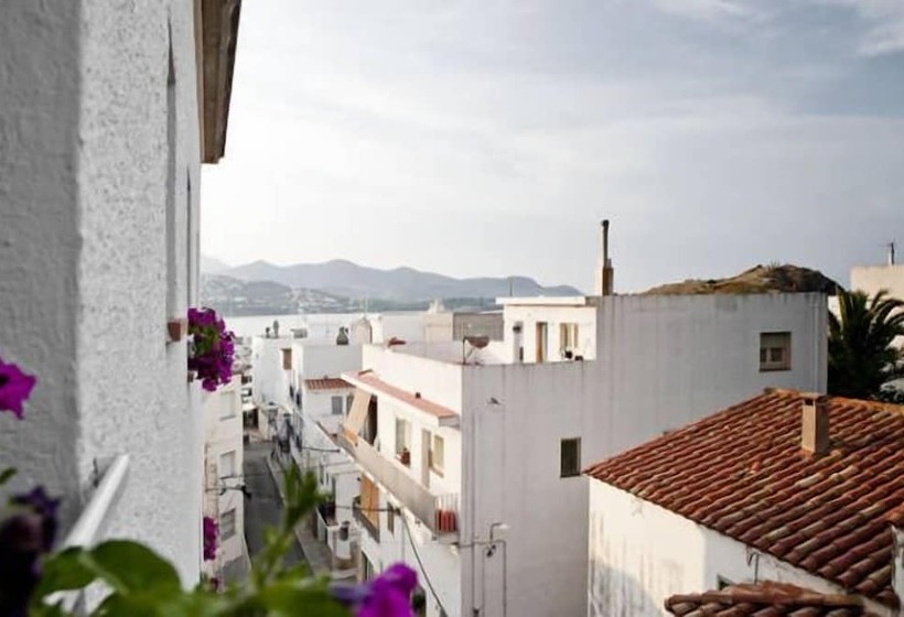 Отель La Goleta