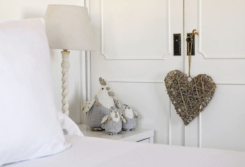 Отель La Goleta