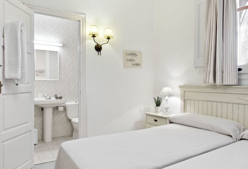 Отель La Goleta