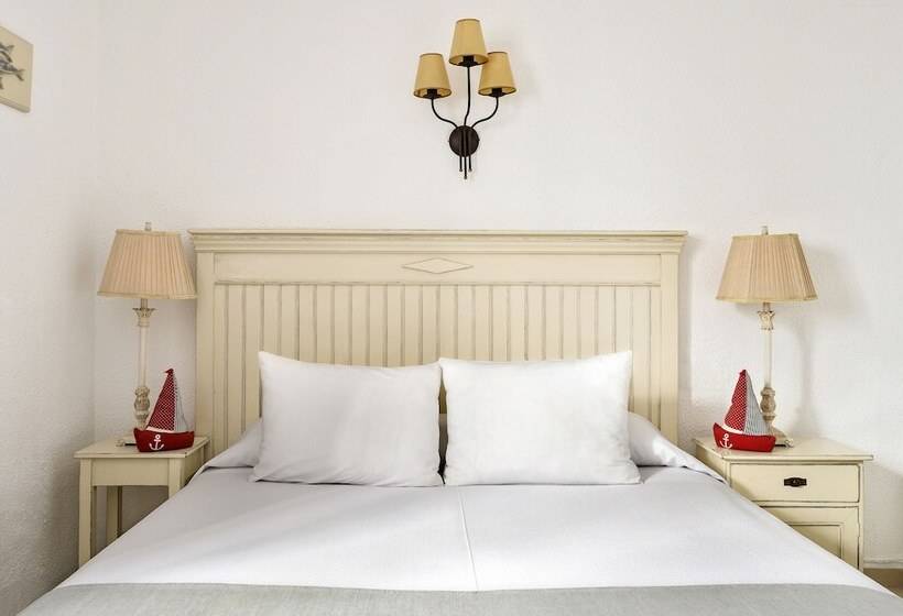 Отель La Goleta