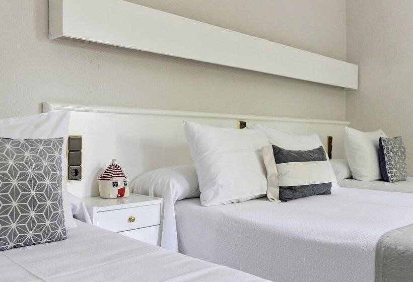 Отель La Goleta