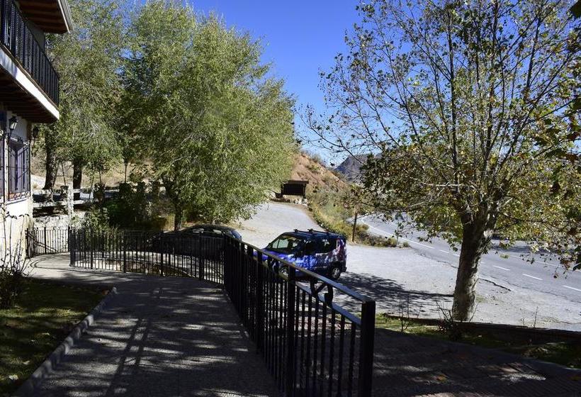 ホテル La Higuera