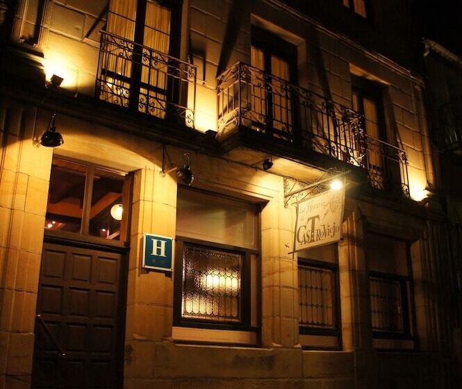 ホテル La Hostería De Castroviejo