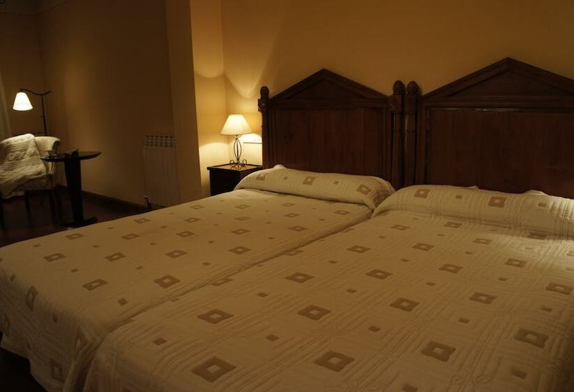 ホテル La Hostería De Castroviejo