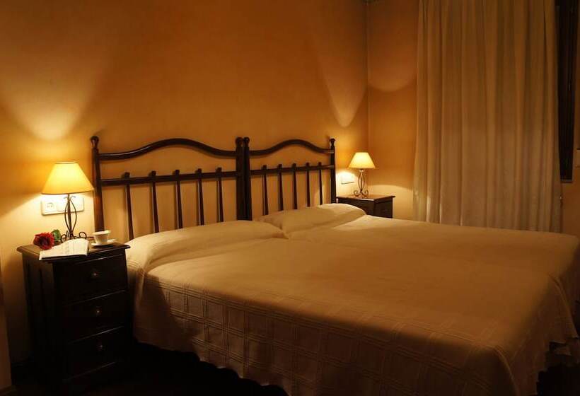 ホテル La Hostería De Castroviejo