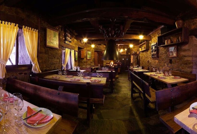 Отель La Moncloa De San Lazaro