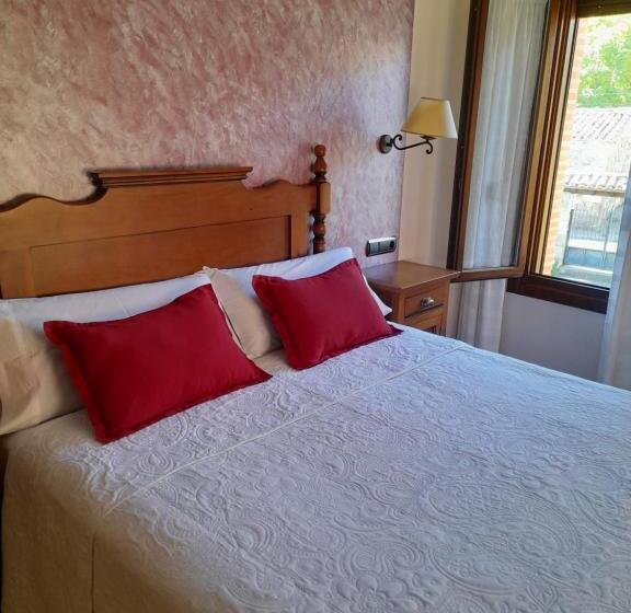 호텔 Lagunas de Urbion