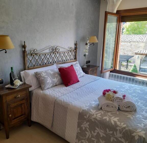 호텔 Lagunas de Urbion