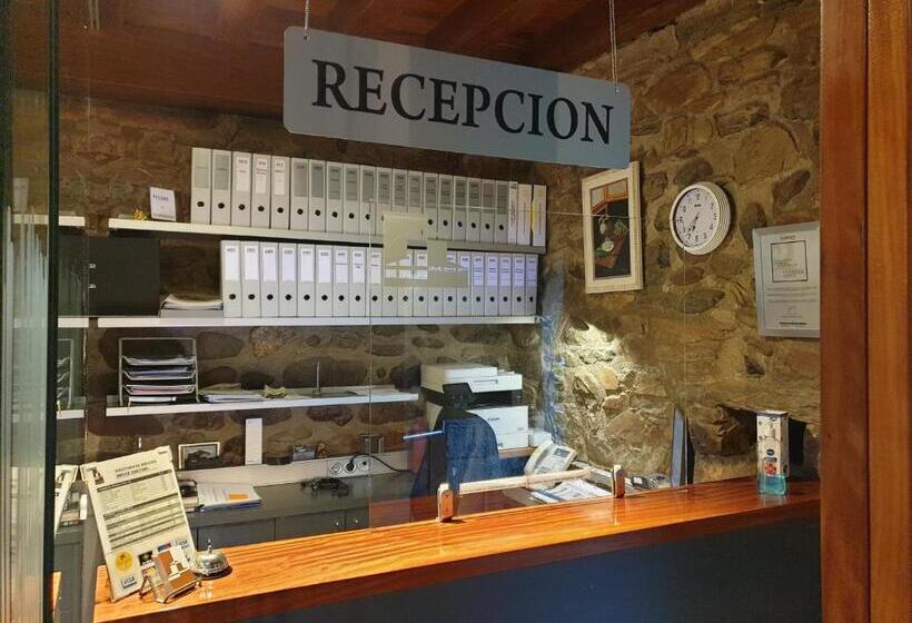 هتل Larramendi Torrea