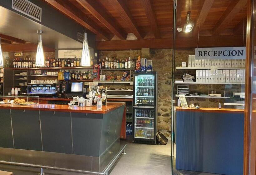 هتل Larramendi Torrea