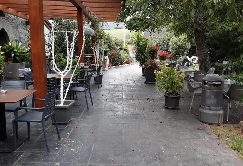 هتل Larramendi Torrea