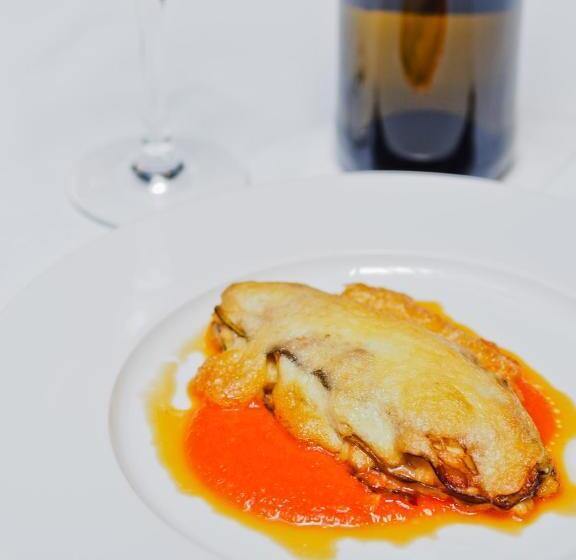 Отель Las Casas De Pandreula