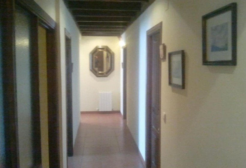 בית מלון כפרי Los Laureles