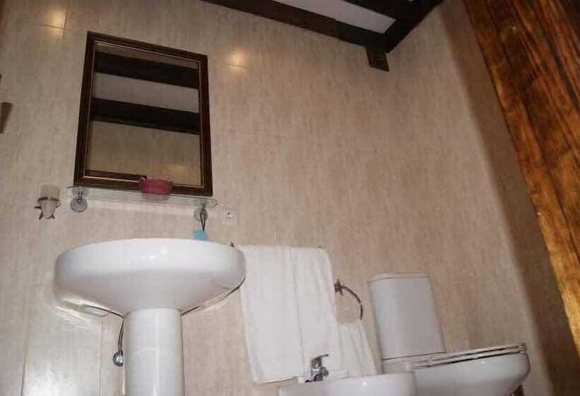 בית מלון כפרי Los Laureles