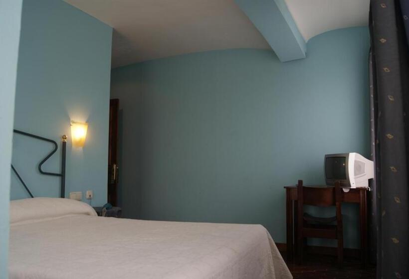 בית מלון כפרי Los Laureles