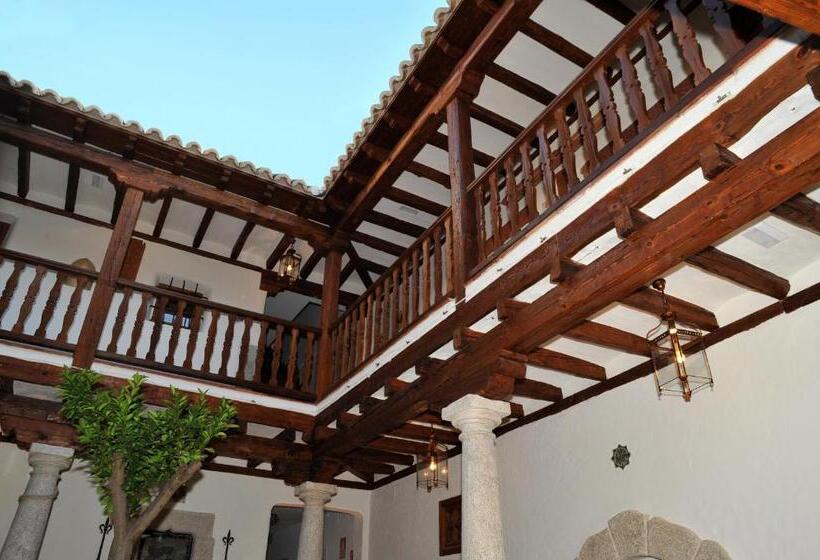 هتل Posada Del Tio Juanón