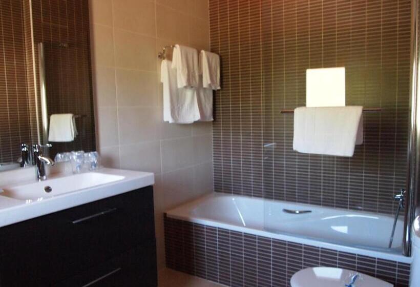 בית מלון כפרי Posada Real La Almazuela