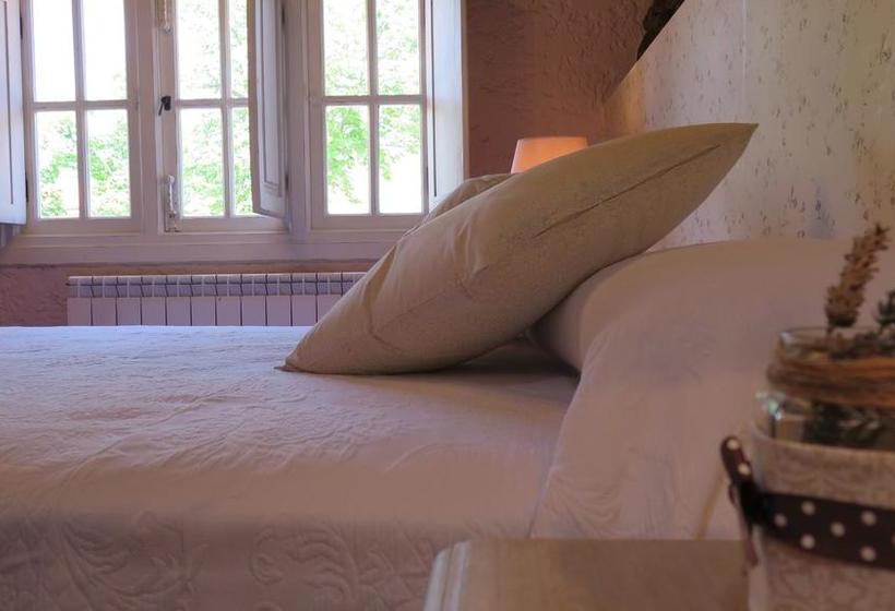 هتل Posada Rural La Flor Del Nogal