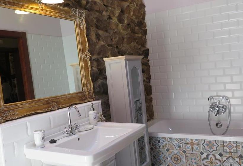 هتل Posada Rural La Flor Del Nogal