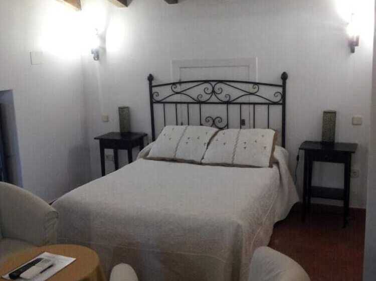 בית מלון כפרי Posada Villa Maria