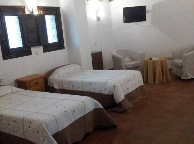 בית מלון כפרי Posada Villa Maria