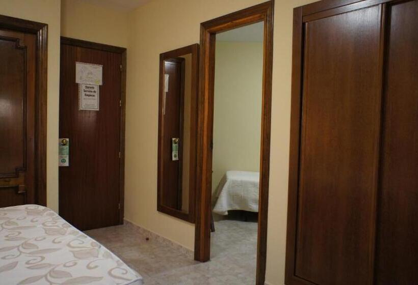 Отель Puente Romano