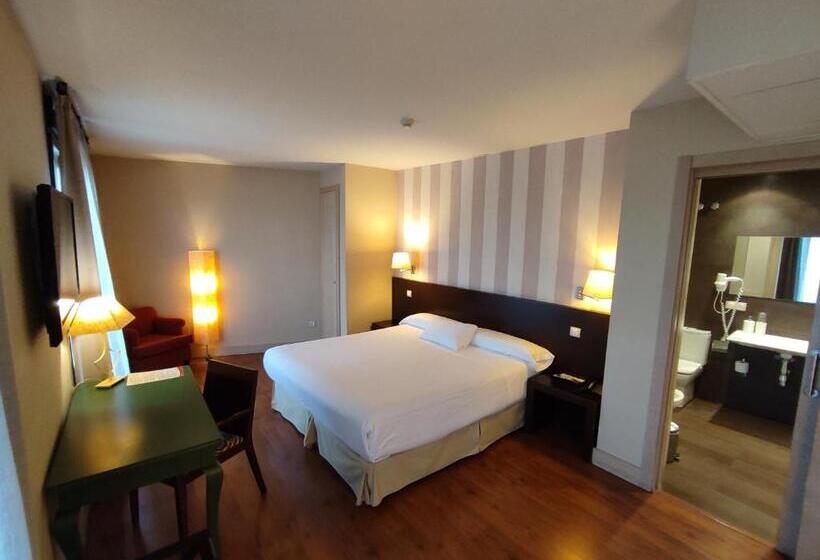 ホテル Puerta Del Arco