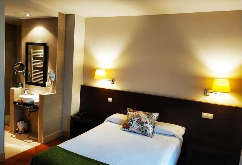 ホテル Puerta Del Arco