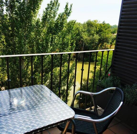 בית מלון כפרי Puerta Del Arco