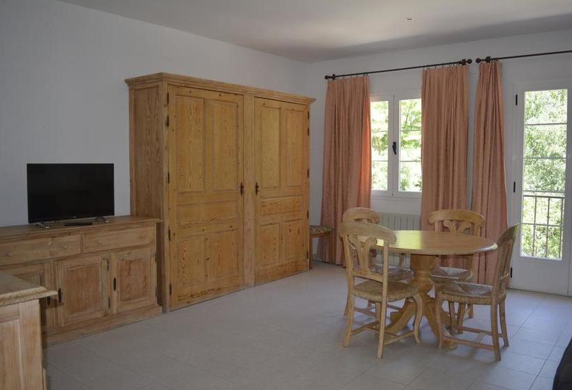 فندق Real Balneario Solán De Cabras