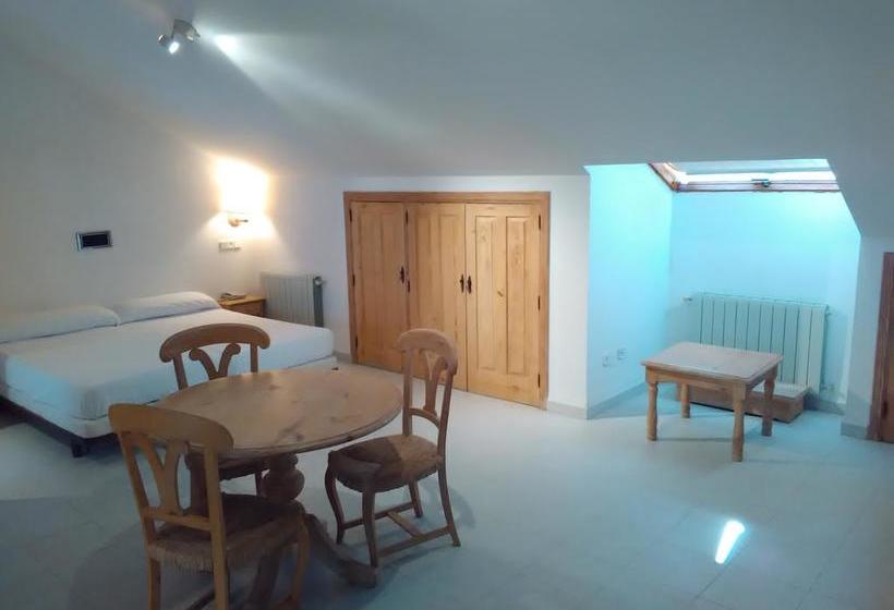 فندق Real Balneario Solán De Cabras