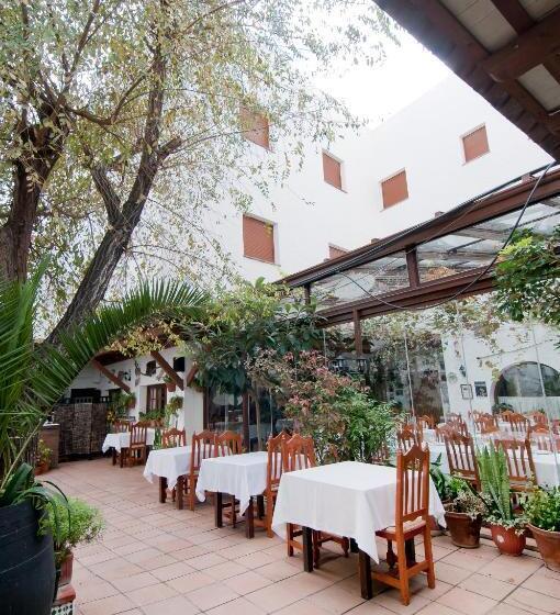 هتل Restaurante Blanco Y Verde