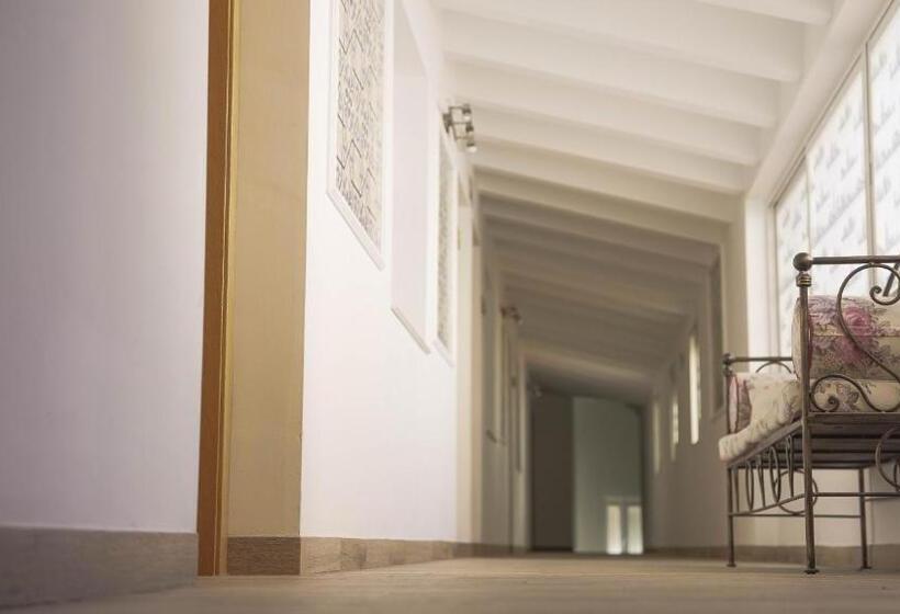 فندق Restaurante Boabdil