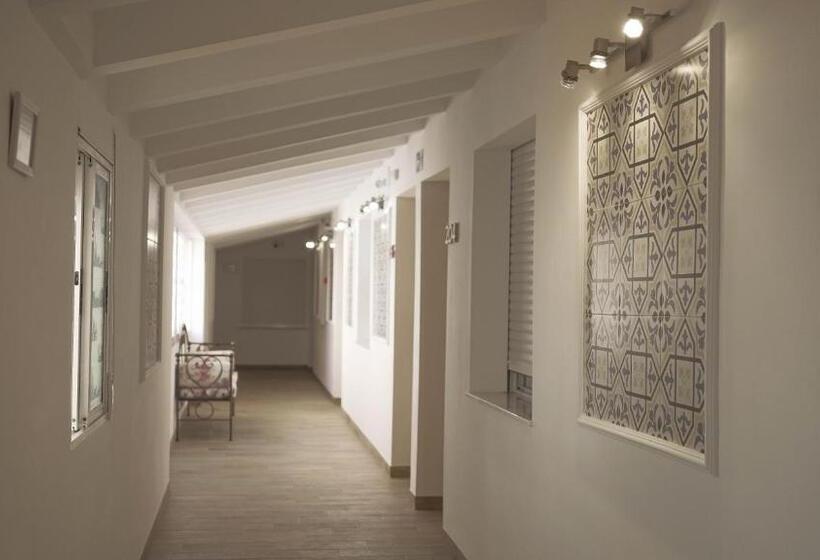 فندق Restaurante Boabdil