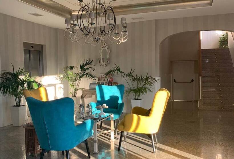 فندق Restaurante Boabdil