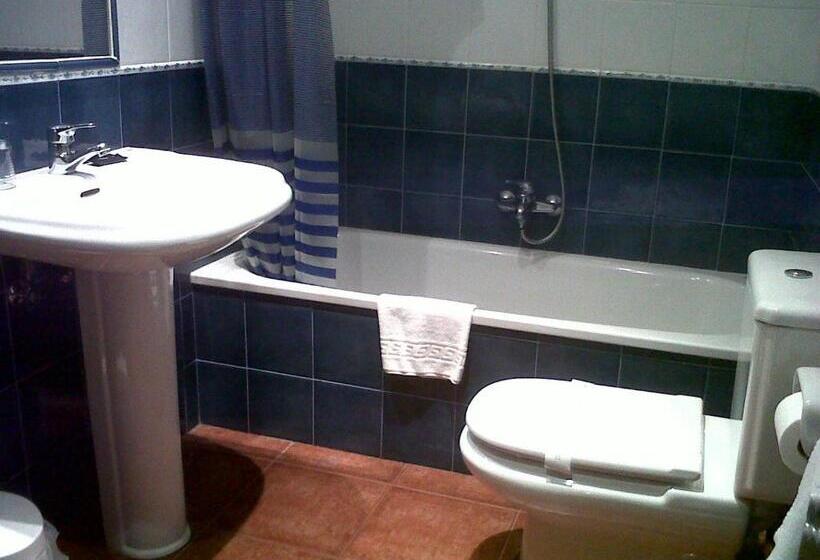 فندق Restaurante El Fornon