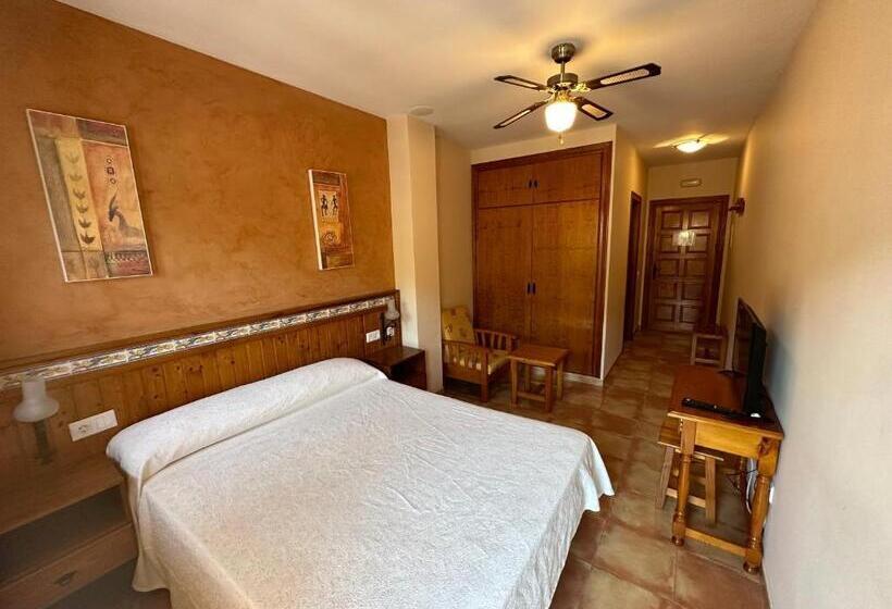 בית מלון כפרי Restaurante Los Caños De La Alcaiceria