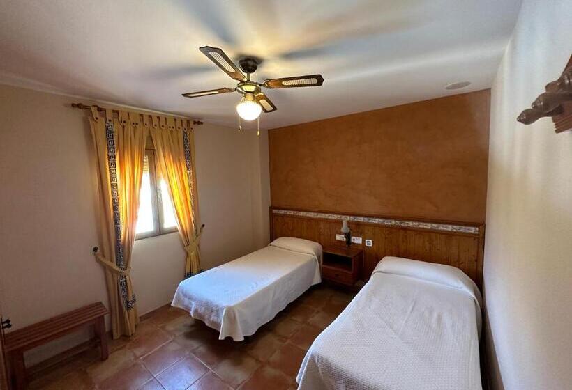 בית מלון כפרי Restaurante Los Caños De La Alcaiceria