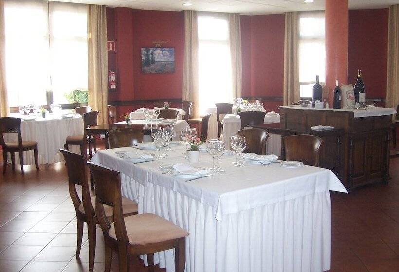فندق Restaurante Los Prados