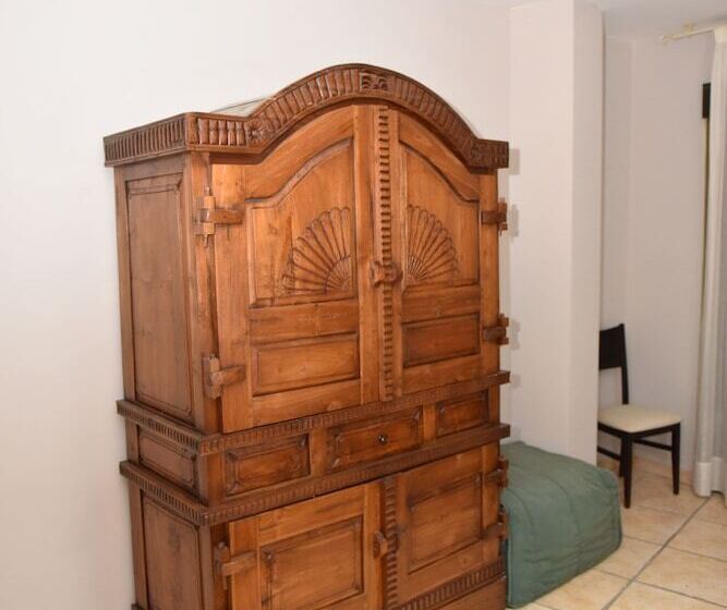 هتل Rural El Castillo