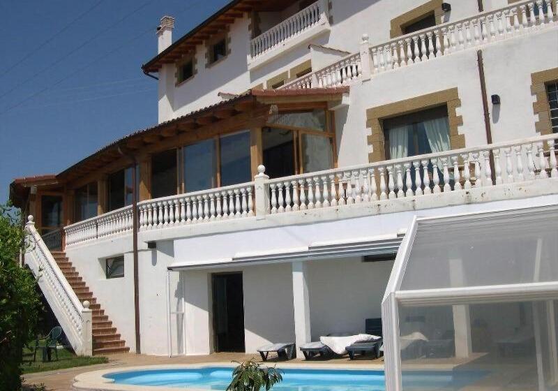 هتل Rural El Castillo